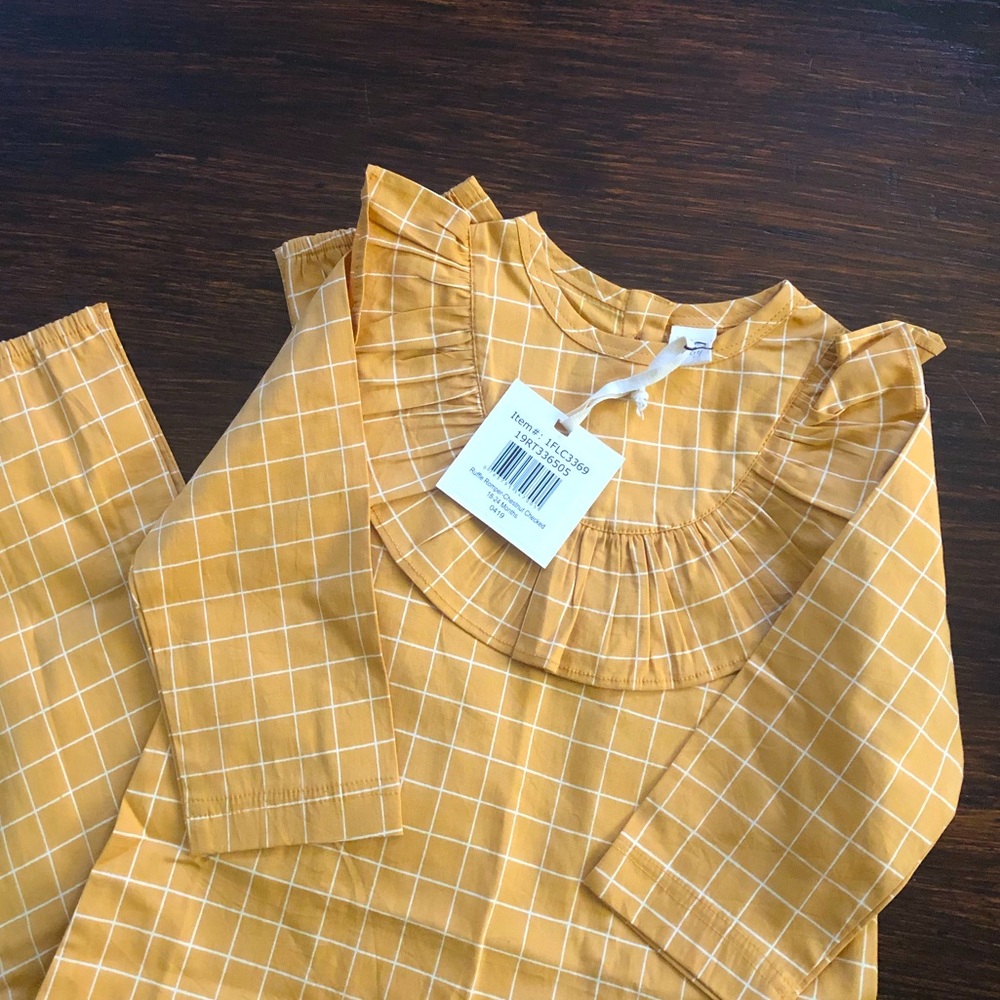 NWT Hallmark Baby Ruffle Overalls - Picture 3 of 4